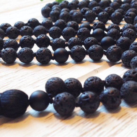 NWT Black Lava Hand-Knotted Mala Beads 108 With Black Silky Tassel - Picture 4 of 4